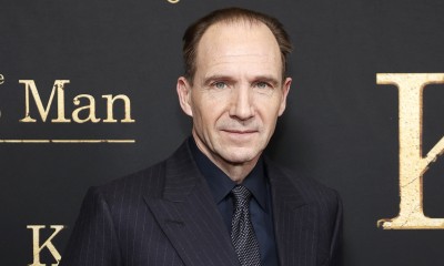 Ralph Fiennes, Voldemort z „Harry’ego Pottera”, broni J.K. Rowling 