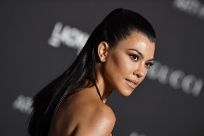 Kourtney Kardashian: Najskromniejsza z sióstr wychodzi z cienia