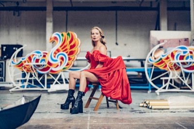 Magdalena Cielecka za kulisami sesji okładkowej „Vogue Polska”