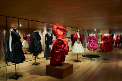 Alexander McQueen: niezwykła wystawa w butiku marki 
