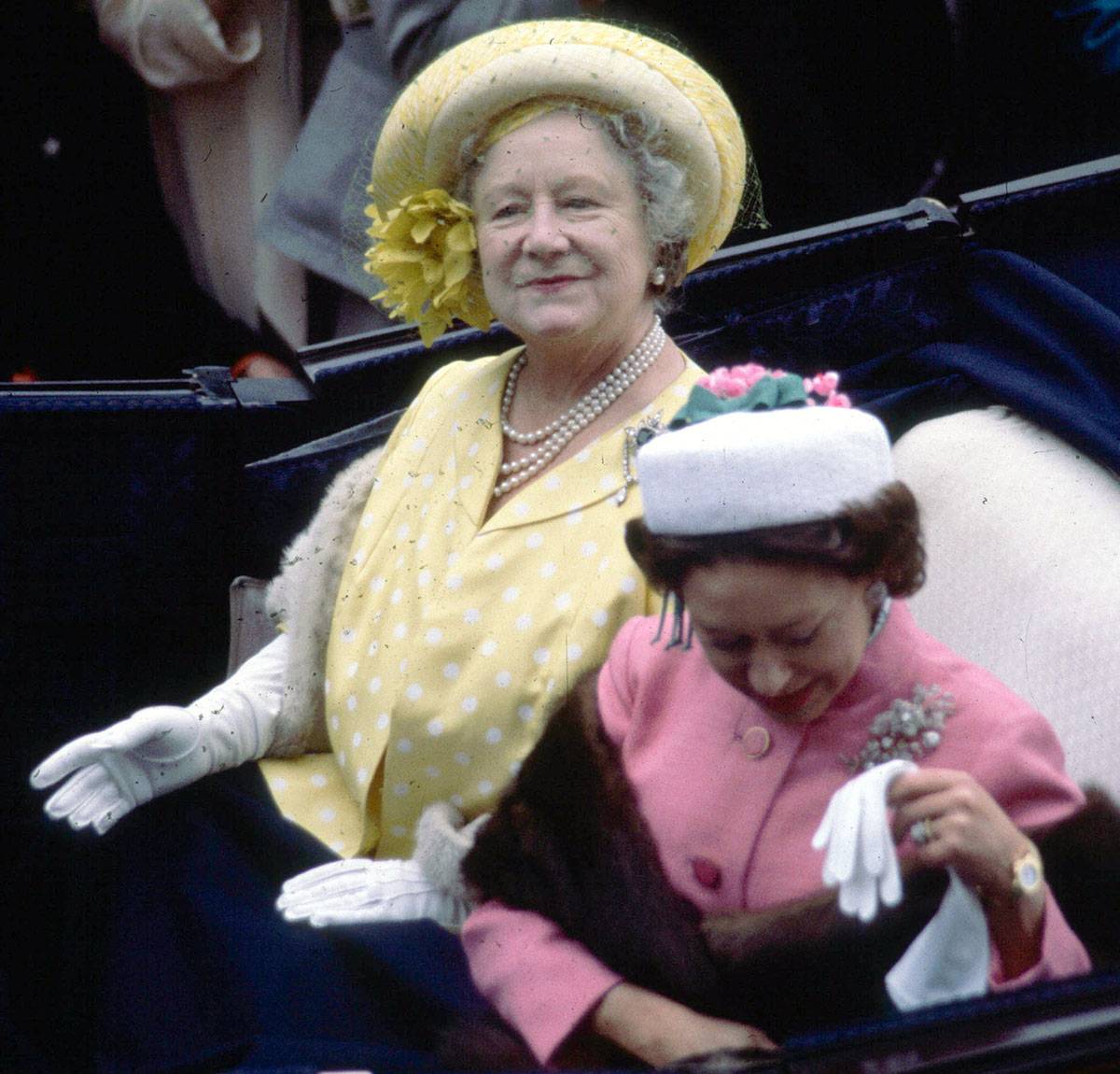 Królowa Matka i Księżniczka Małgorzata w Londynie, ok. 1990 rok