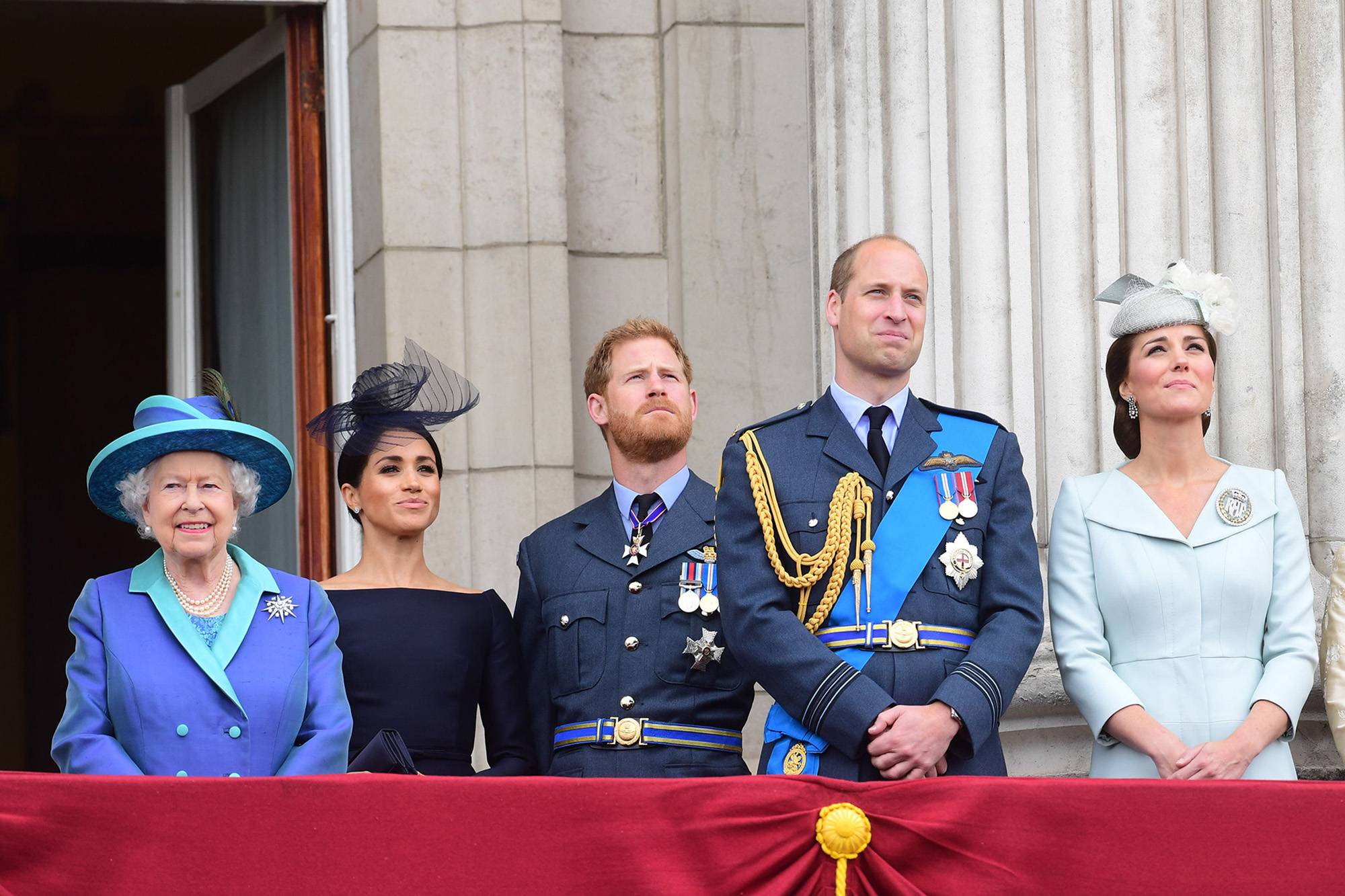 Królowa Elżbieta II, księżna i książę Sussex, księżna i książę Cambridge, 2018 rok