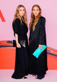 Mary-Kate i Ashley Olsen w kreacjach The Row, Fot. Getty Images