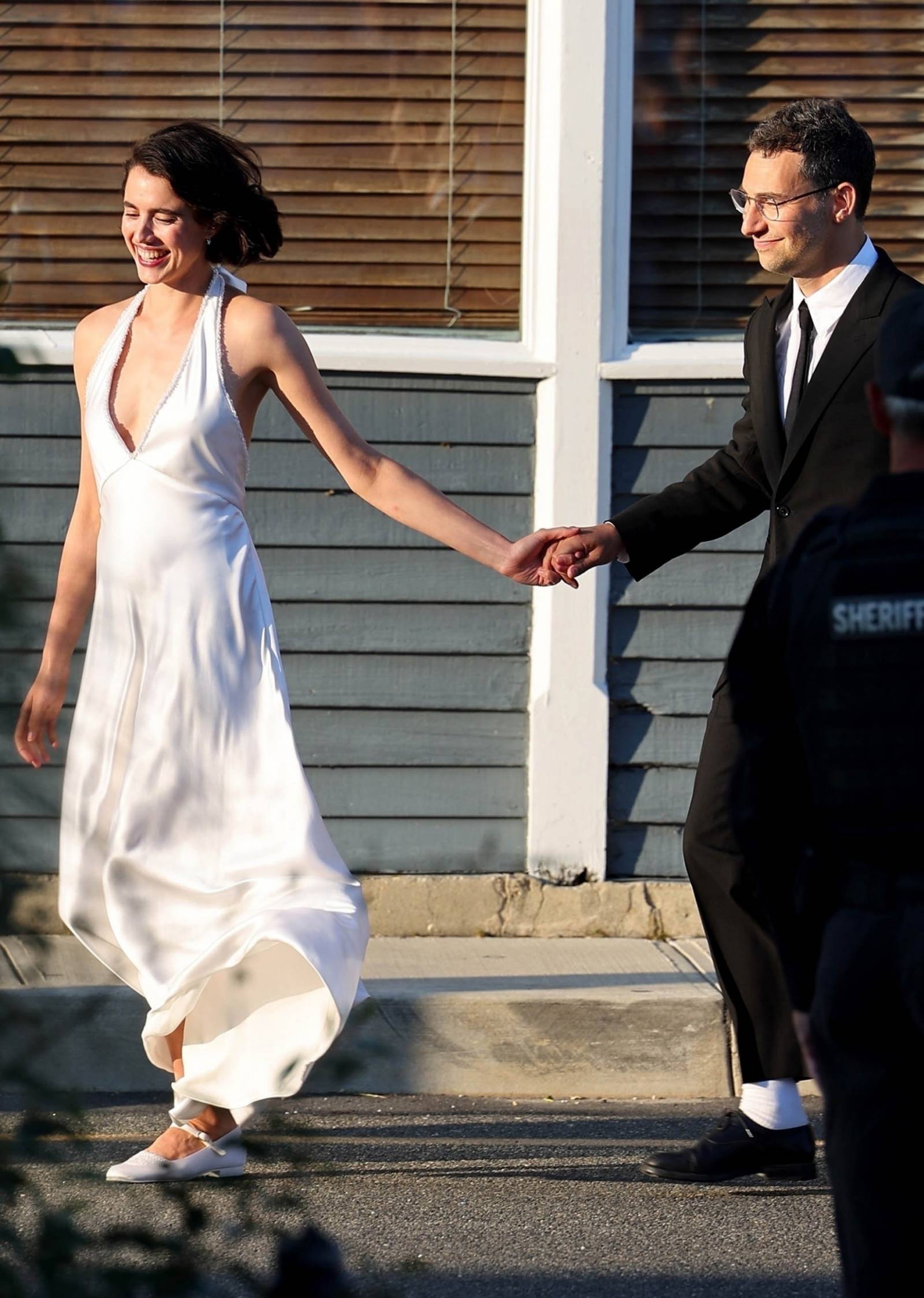 Aktorka Margaret Qualley i muzyk Jack Antonoff wzięli ślub. W sobotę 19 sierpnia 2023 roku Margaret Qualley i Jack Antonoff pobrali się podczas ceremonii ślubnej w kurorcie Long Beach Island w New Jersey.