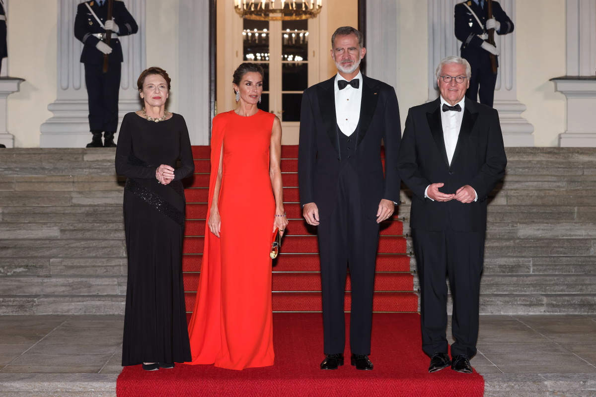 Królowa Letycja i król Filip VI z prezydentem Niemiec Frankiem-Walterem Steinmeierem i jego żoną Elke Büdenbender, 2022 rok (Fot. Getty Images)