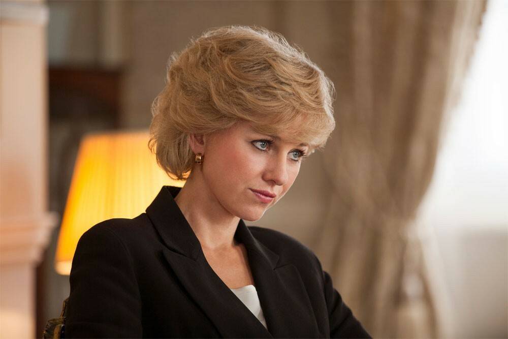 Aktorka Naomi Watts  jako Lady Diana