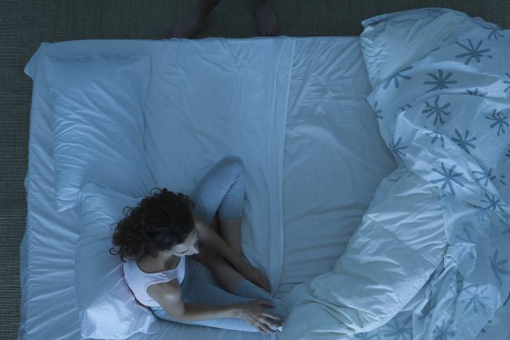 Razem czy osobno: Jakie znaczenie ma dzielenie łóżka z partnerem w związku