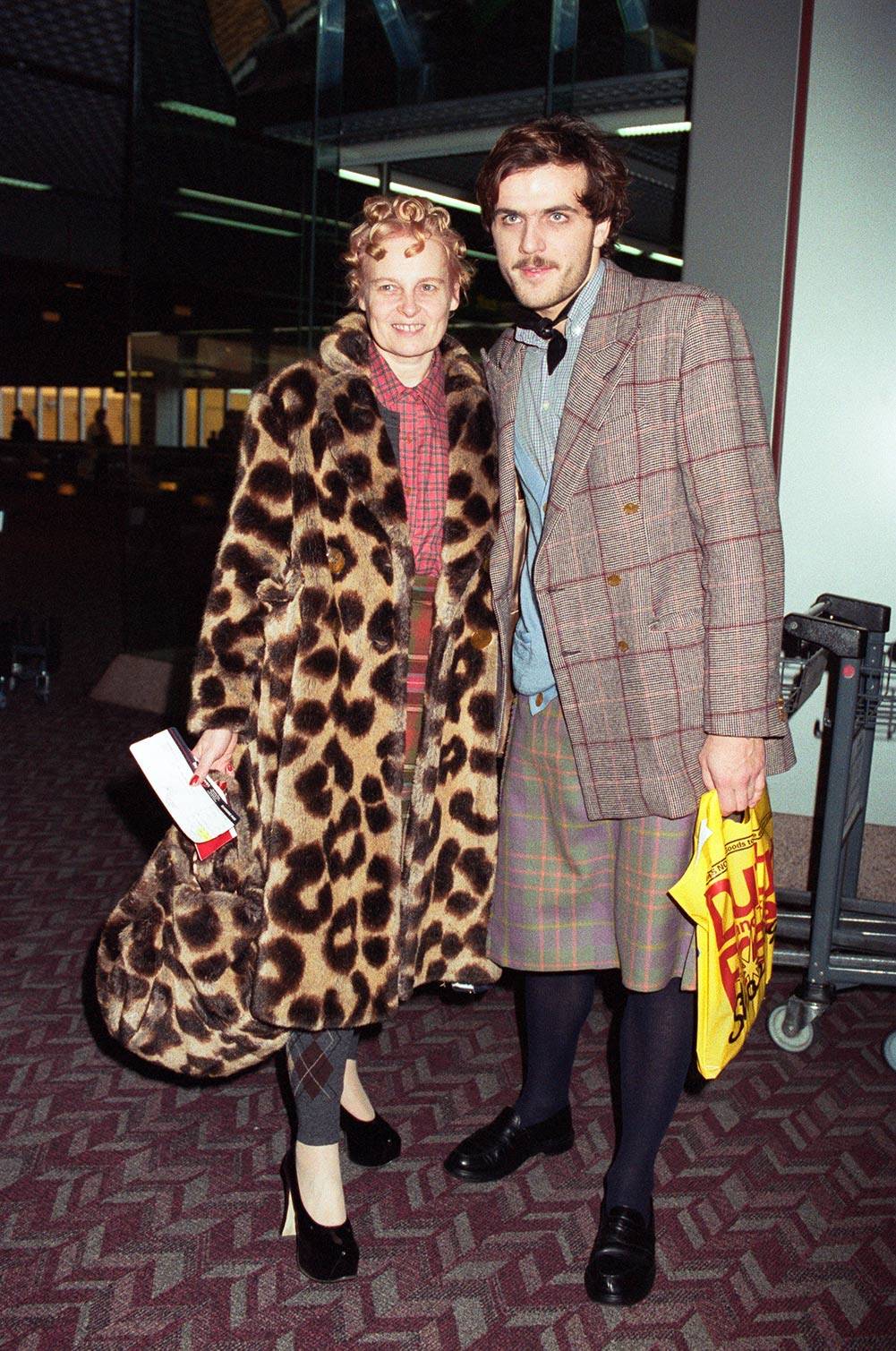 Vivienne Westwood i jej asystent Andreas Kronthaler (późniejszy mąż), 1991. (Fot. Mirrorpix / Contributor)