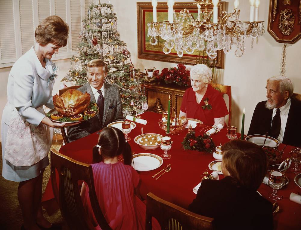 Coraz częściej rezygnujemy ze świąt w domu rodzinnym (Fot. Getty Images)