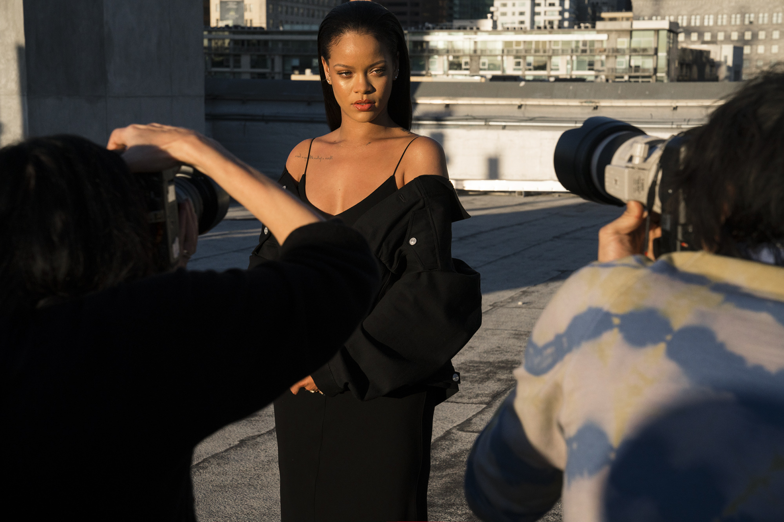 Rihanna za kulisami kampanii Fenty Beauty (Fot. Materiały prasowe)
