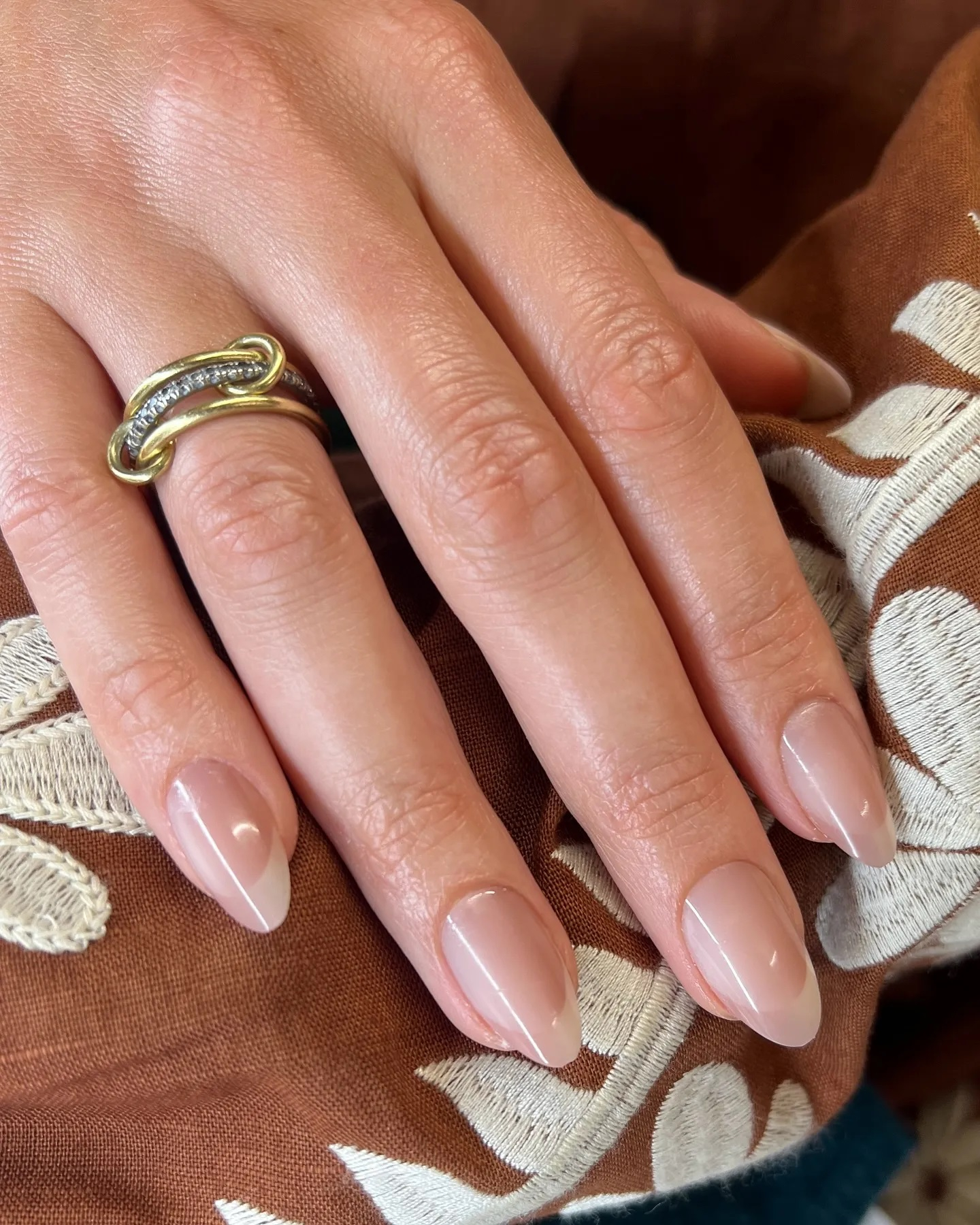 (Fot. Instagram/@julieknailsnyc)