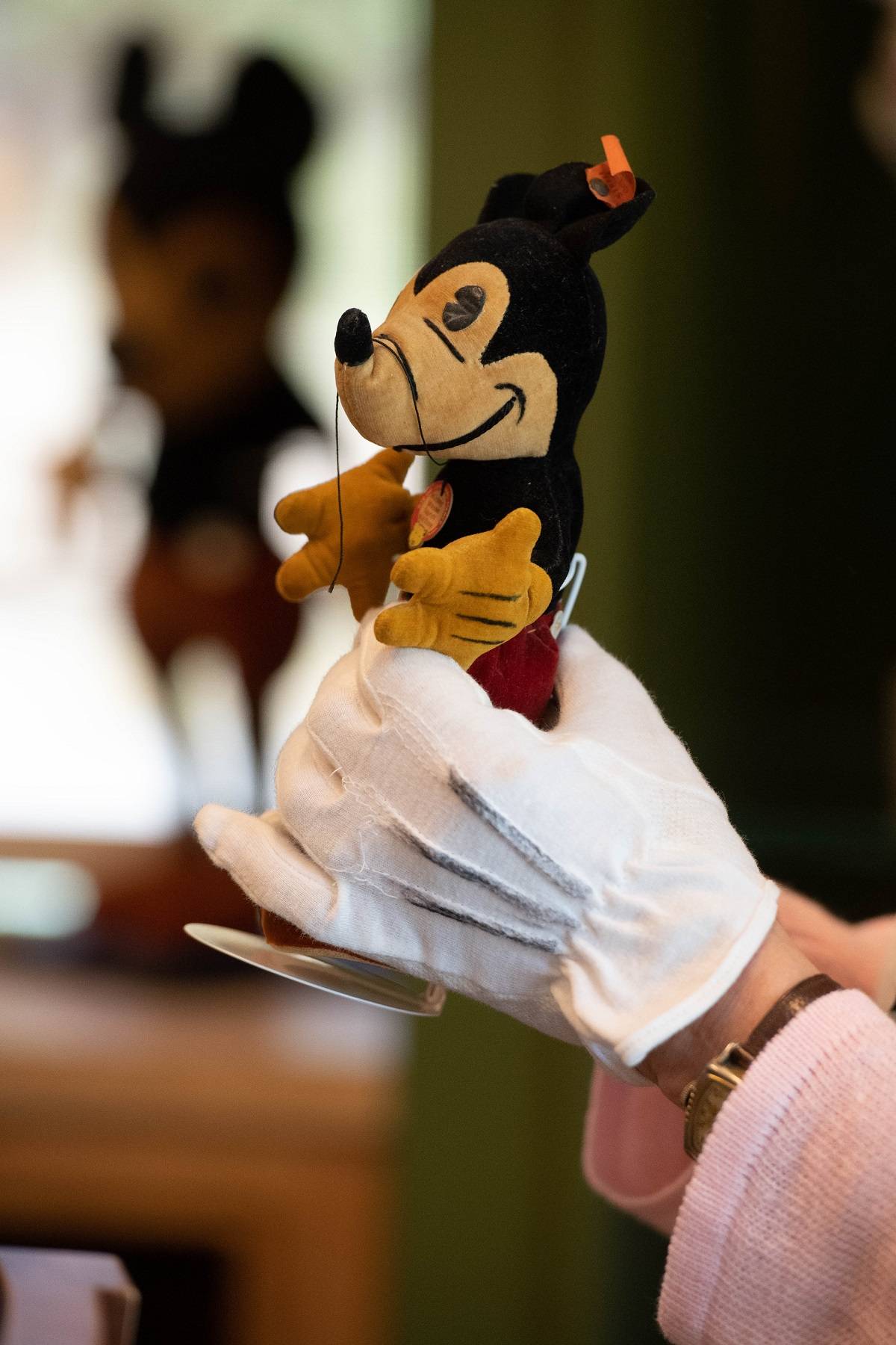 Jedna z pierwszych maskotek Mickeya