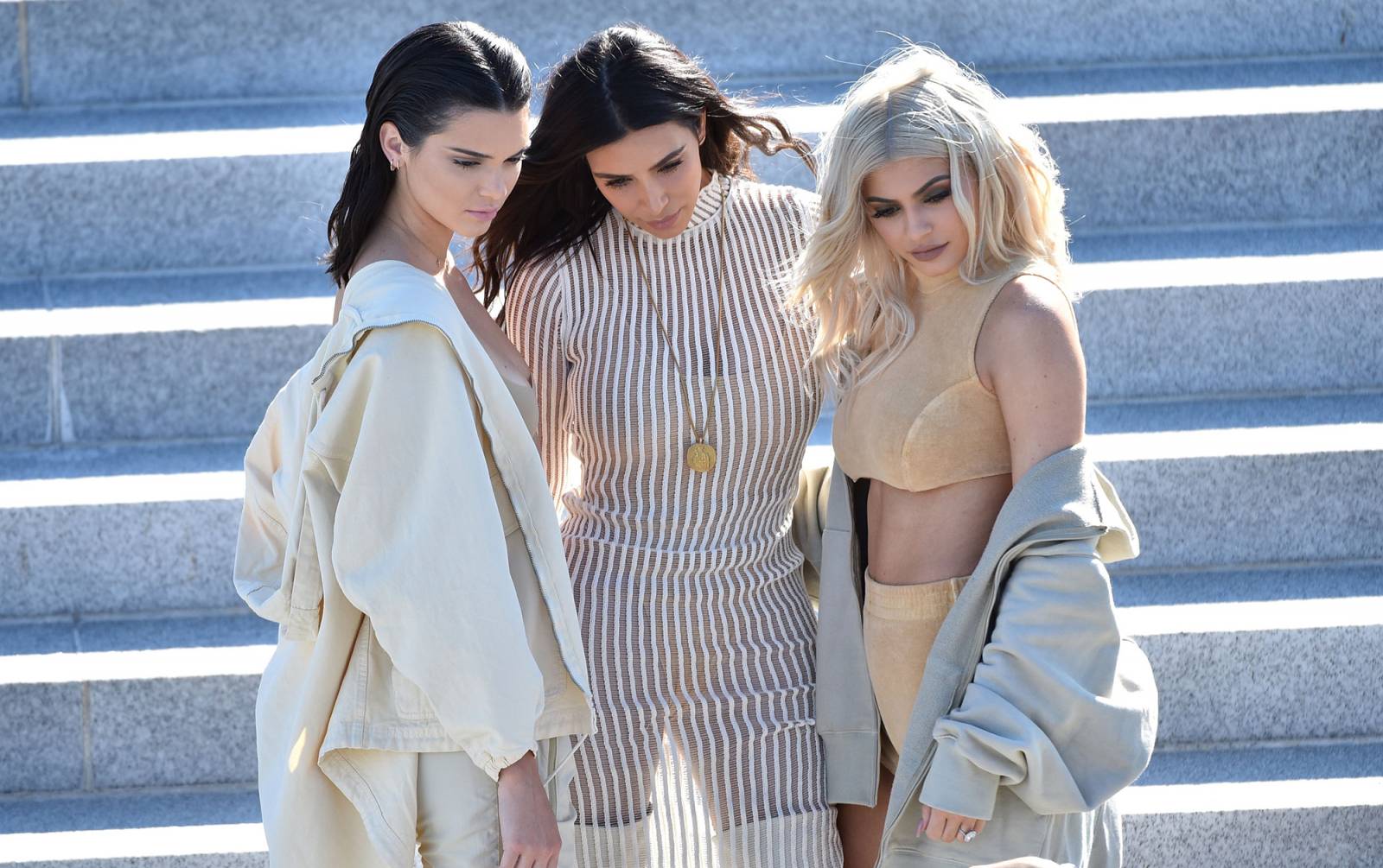 Kendall Jenner, Kim Kardashian i Kylie Jenner (Fot. Getty Images)