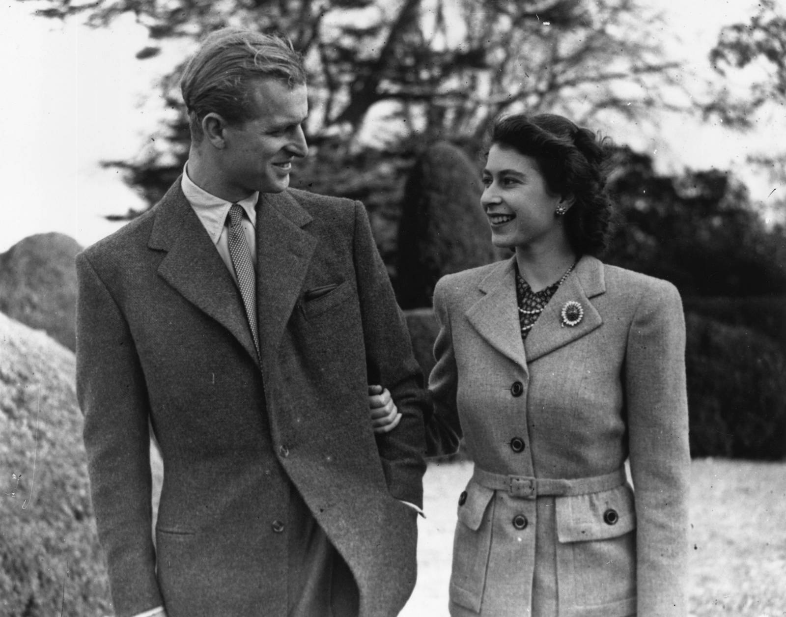 Królowa Elżbieta II i książę Filip (Fo.t Topical Press Agency/Getty Images)