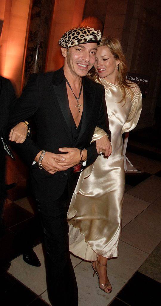John Galliano i Kate Moss (Fot. Dave M. Benett/Getty Images)