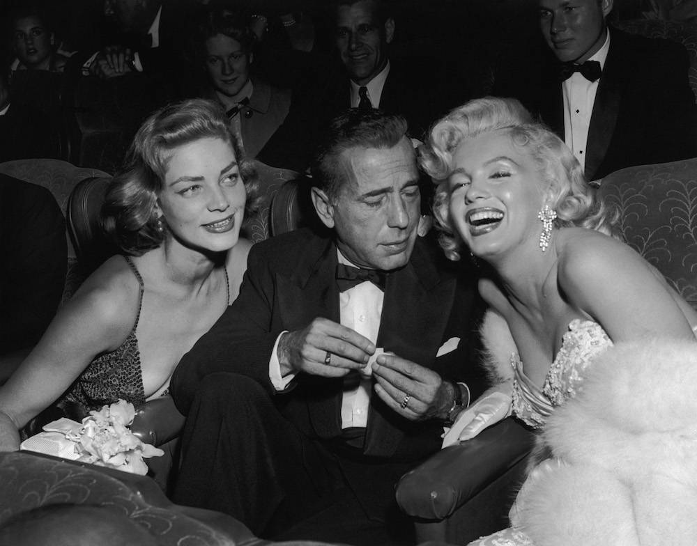 Z Lauren Bacall i Humphrey Bogartem w 1953 roku (Fot. Getty Images)
