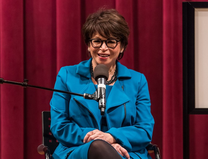 Valerie Jarrett: Doradczyni Obamy o przyjaźni z prezydentem 