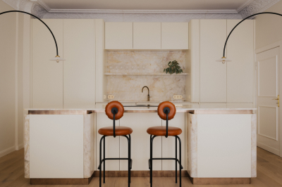 Mieszkanie w Berlinie, które łączy tradycję ze współczesnym stylem życia