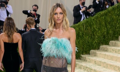 Anja Rubik w kreacji Saint Laurent na MET Gali 