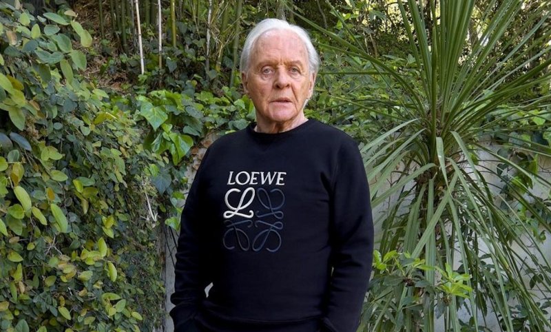 Anthony Hopkins w najnowszej kampanii Loewe