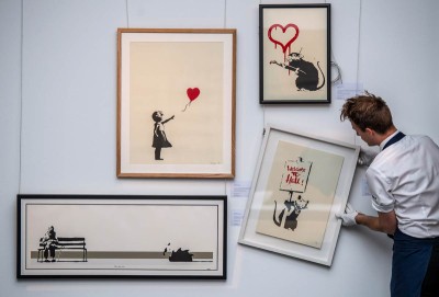 Banksy niesie pomoc uchodźcom