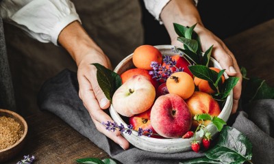 Najlepsza pora na jedzenie owoców według dietetyczki