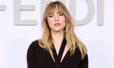 Suki Waterhouse przywraca do łask luźne sztruksy