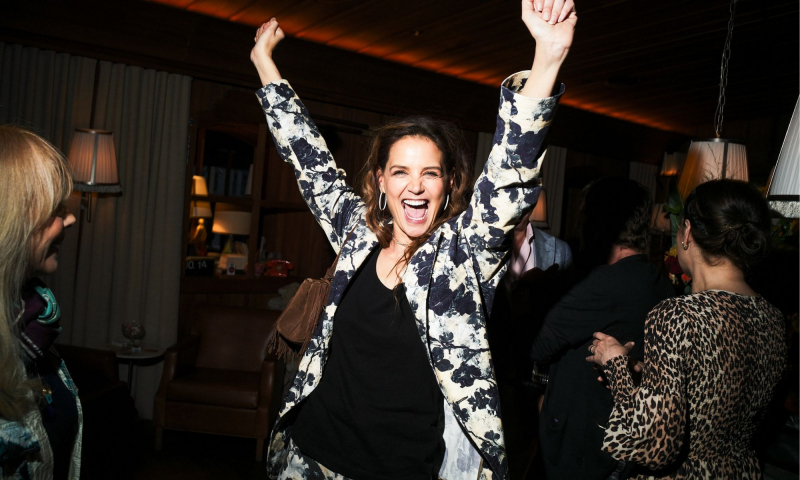 Nowa fryzura Katie Holmes to dowód, że trudno oprzeć się modzie na boho