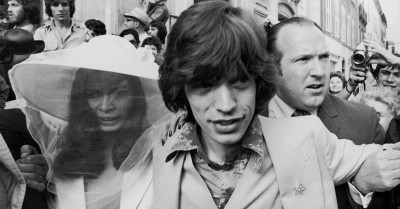 Historia ślubnego kostiumu Bianki Jagger