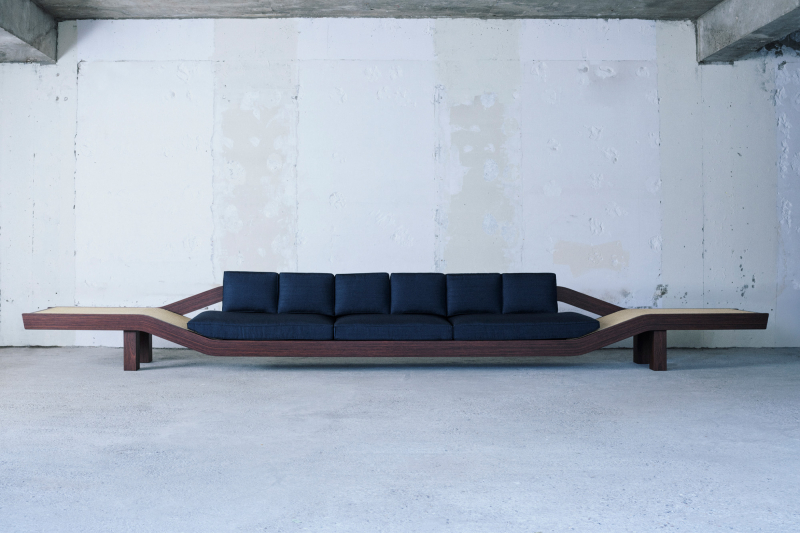 Dom mody Saint Laurent wskrzesza modernistyczne projekty Charlotte Perriand 