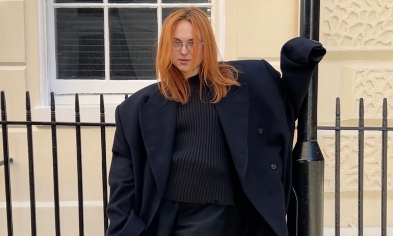 Czy kontrowersyjne „nagie” buty Balenciagi naprawdę da się nosić? 