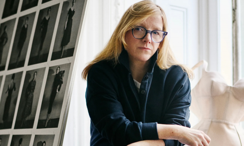 Sarah Burton opowiada o inspiracjach do swojej pierwszej kolekcji dla Givenchy