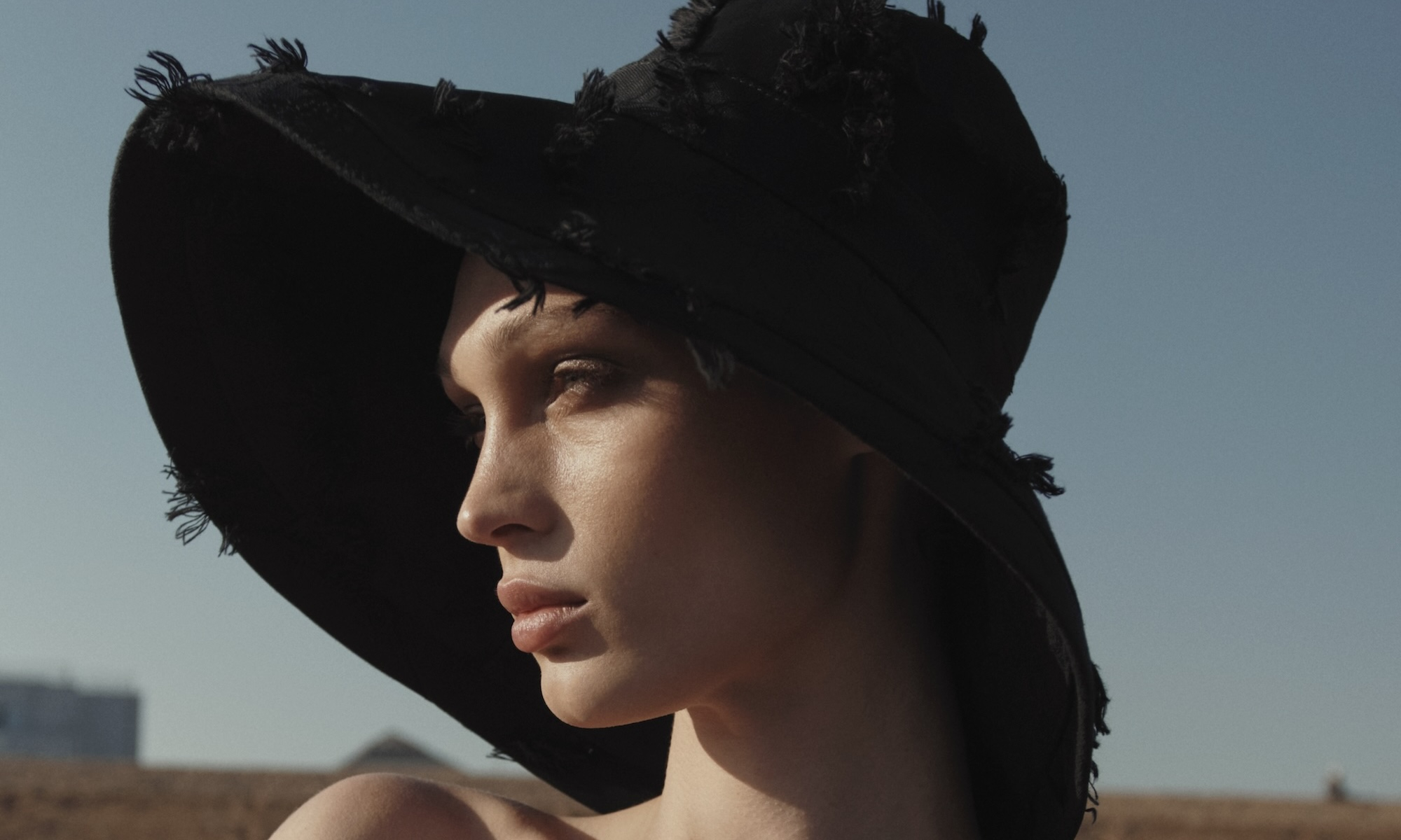Dalton DuBois wystąpiła na okładce numeru „Vogue Polska” na Miesiąc Dumy