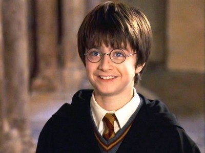 Daniel Radcliffe, David Beckham i Eddie Redmayne czytają „Harry’ego Pottera”