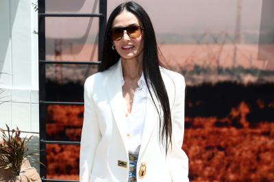 Królowa denimu Demi Moore tym razem wybiera jeansy z superwysokim stanem