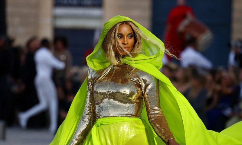 Niezapomniane występy gwiazd, które uświetniły „Vogue World: Paris”