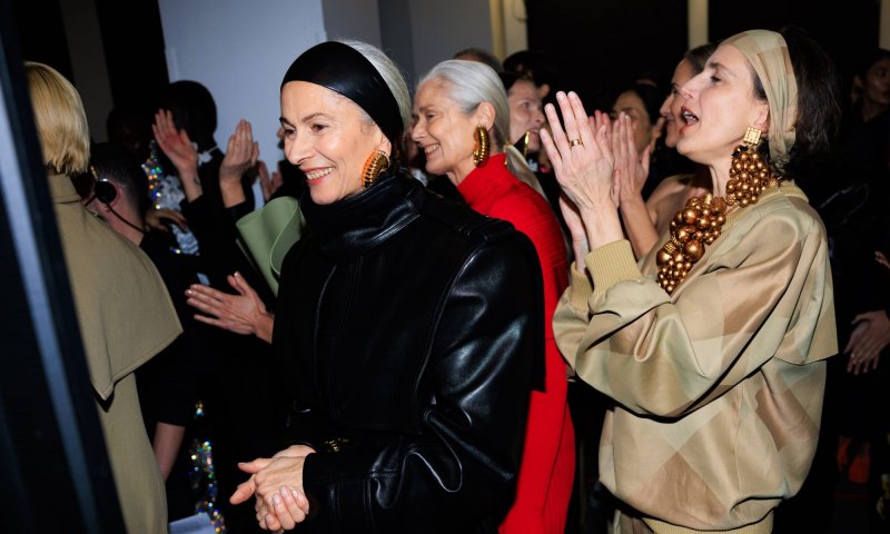 Dionizyjski pokaz domu mody Balmain cały kręcił się wokół winorośli