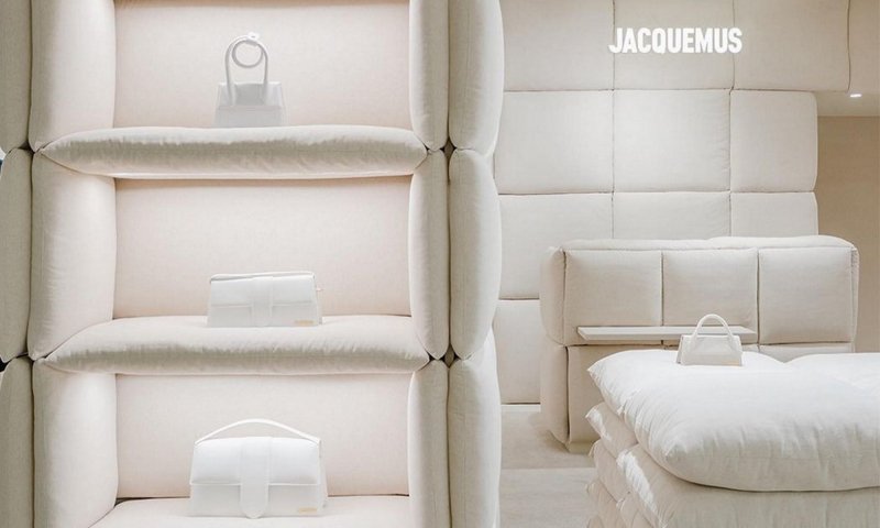 Do poduszki: Butik Jacquemusa w paryskiej Galerii Lafayette