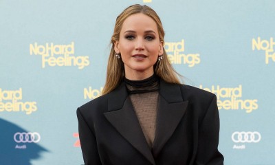 Jennifer Lawrence na premierze „Bez urazy” w blazer dress i prześwitującym topie