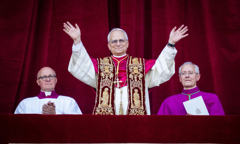 Papież Leon XIV chce być blisko ludzi i proponuje wizję Kościoła, który także słucha