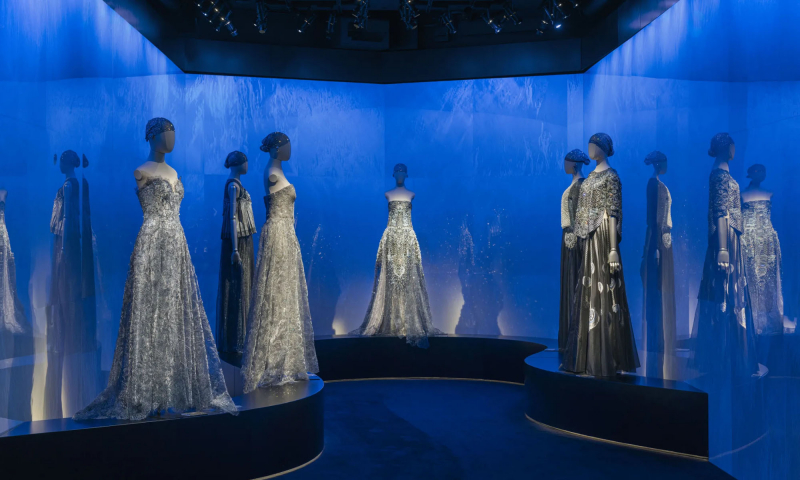 Nowa wystawa pokazuje najpiękniejsze kreacje haute couture Giorgia Armaniego