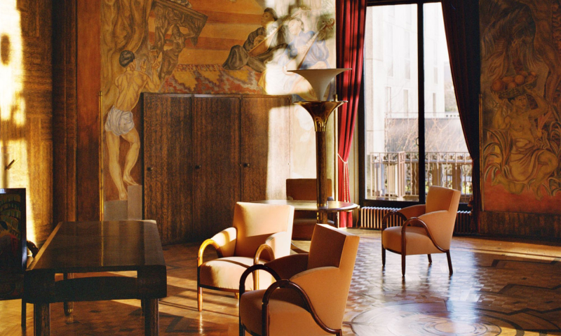 Gmach Palais de la Porte Dorée w Paryżu: Monumentalny manifest art déco