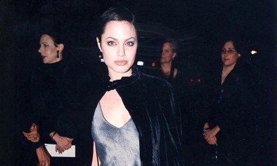 Angelina Jolie w pelerynie powraca do looku z 1997 roku
