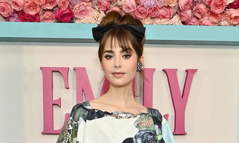 Lily Collins jak Brigitte Bardot na premierze „Emily w Paryżu”