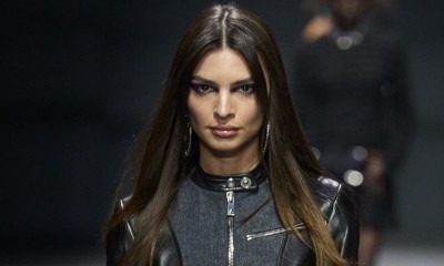 Emily Ratajkowski w timberlandach i skórzanym trenczu