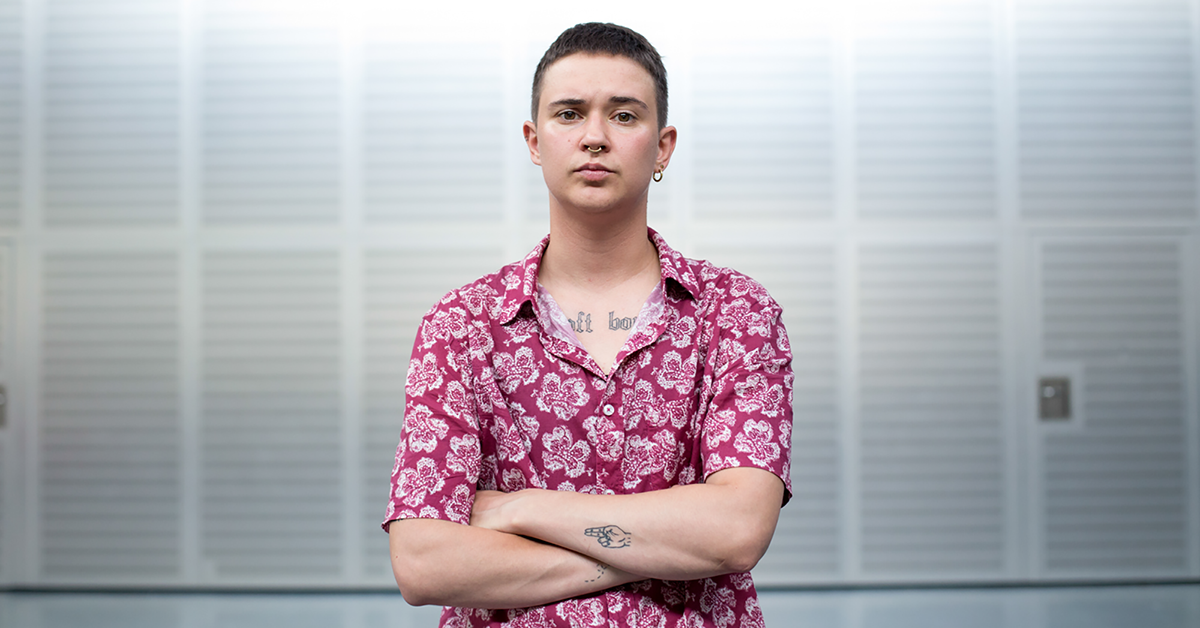 Anton Ambroziak: Niebinarny, transpłciowy, wolny