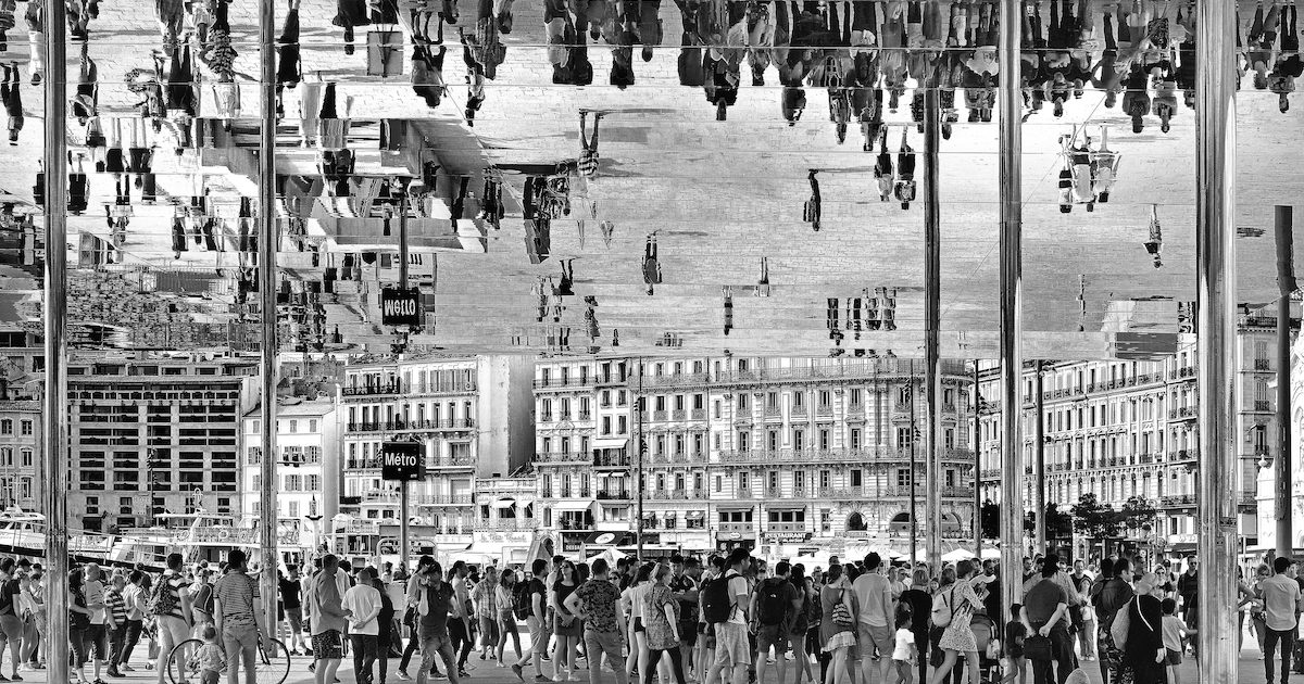 Hotel gości sztukę