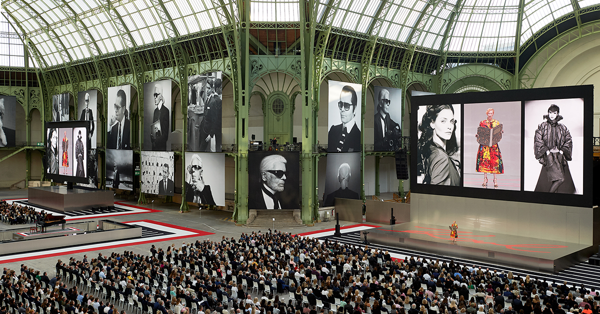 Branża mody oddaje hołd Karlowi Lagerfeldowi