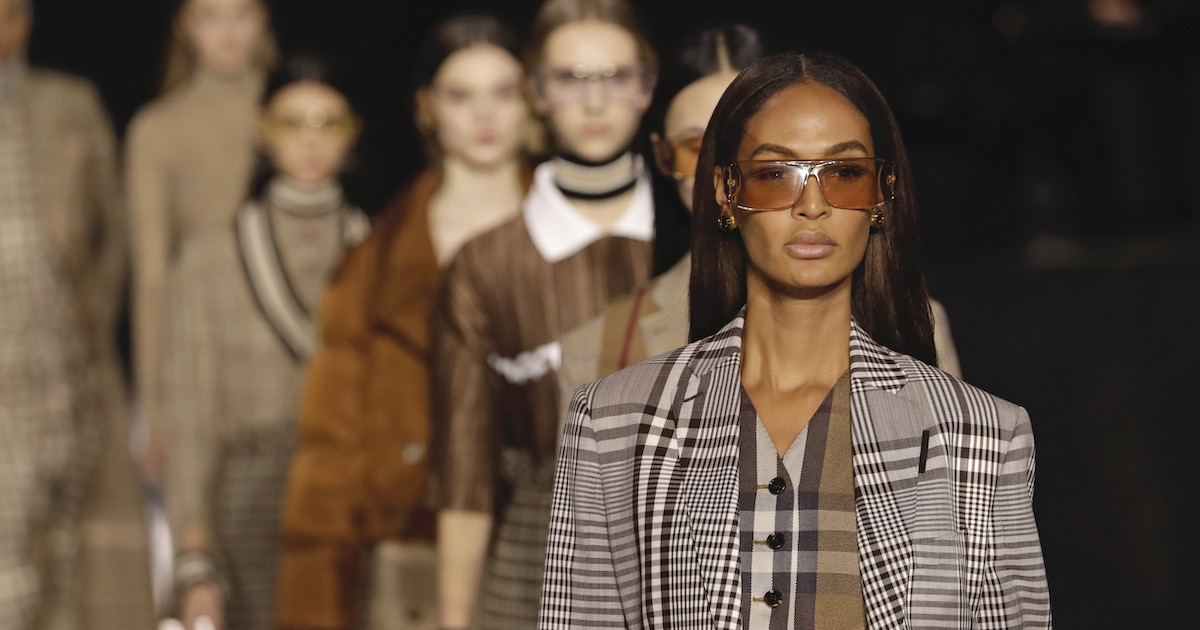 Burberry jesień-zima 2020-2021: Lata świetności