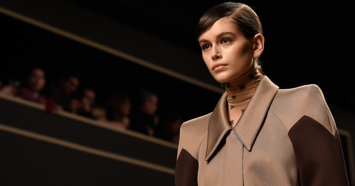 Fendi jesień-zima 2019-2020: Ostatnia kolekcja Karla Lagerfelda